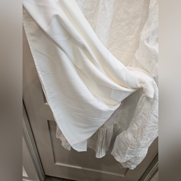 Veiled Collection Maxi Dress - Picture 5 of 5